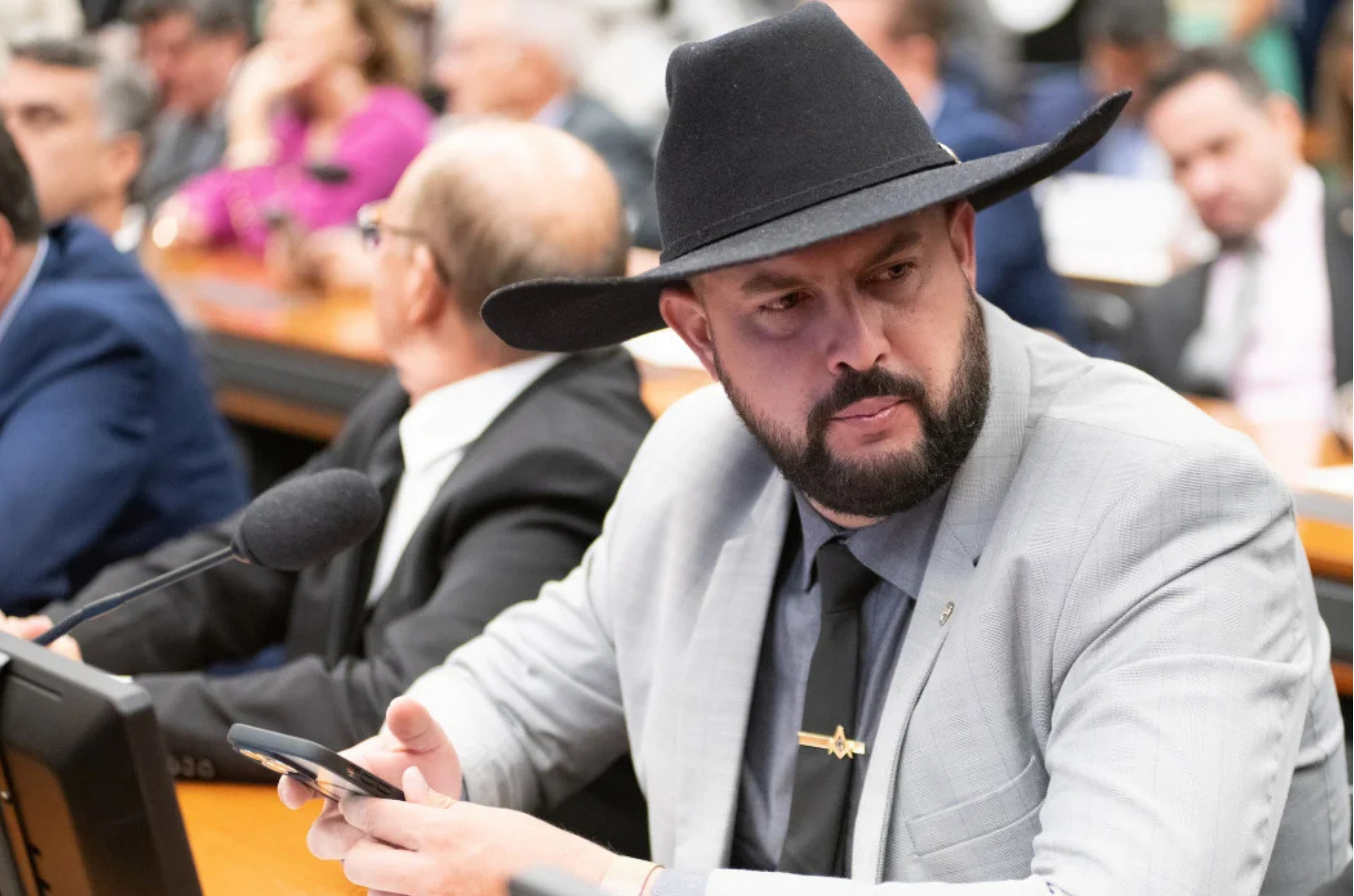 Zé Trovão afasta possibilidade de greve de caminhoneiros