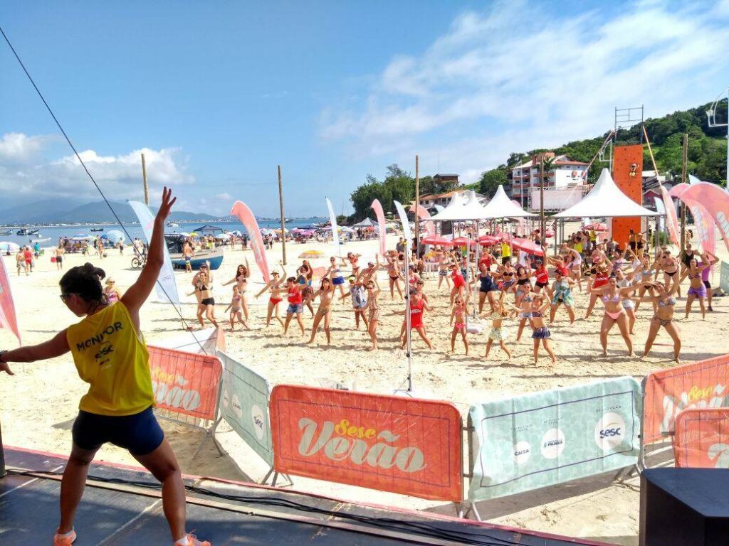 Sesc Verão 2026 vai oferecer diversão e bem-estar nas arenas em três praias catarinenses
