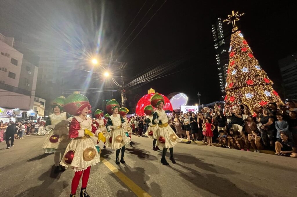 Desfile de Natal provoca alterações no trânsito em Itapema neste sábado