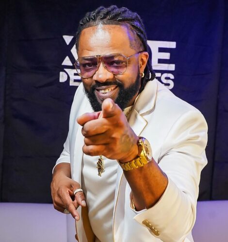 Confira a agenda de shows gratuitos das arenas à beira-mar do Sesc Verão 2026