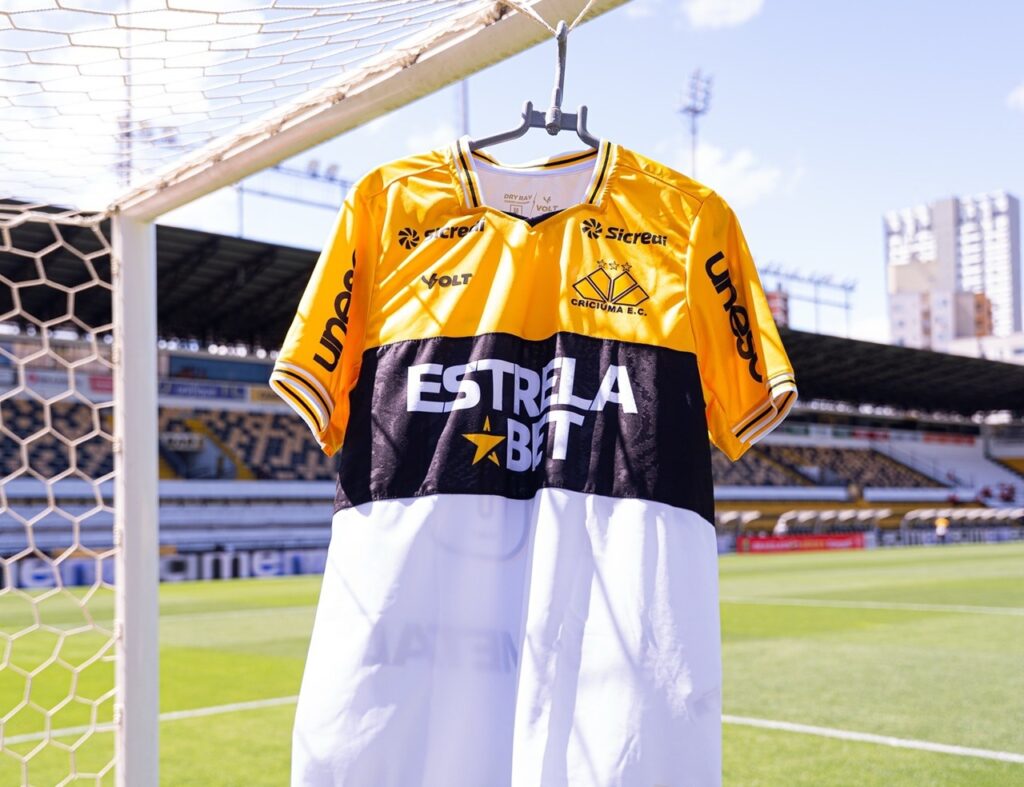 Patrocínio de indústria química em manga de camisa do Criciúma provoca polêmica com universidade
