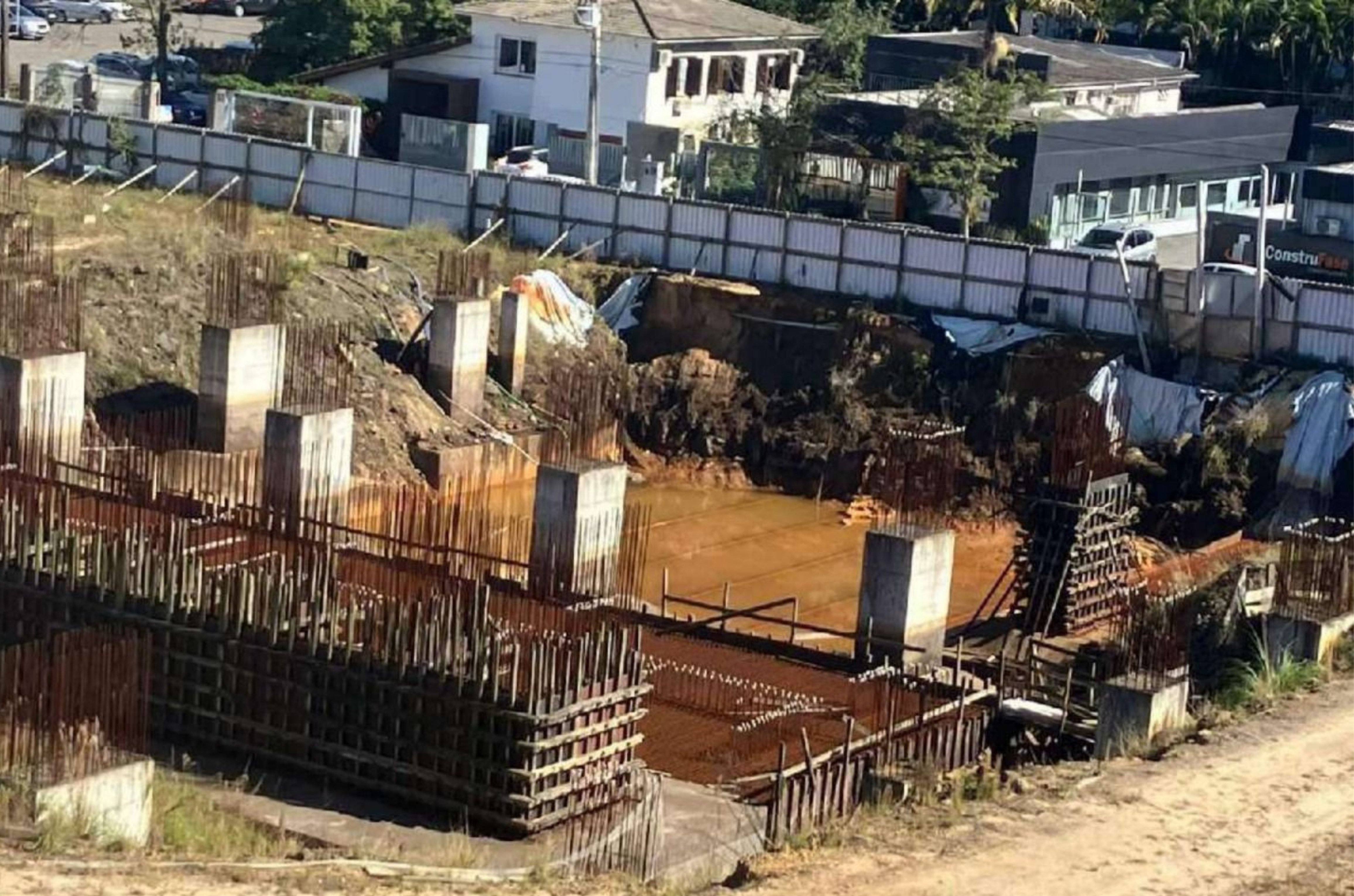Acordo com o MPSC prevê solução para obra abandonada em Criciúma