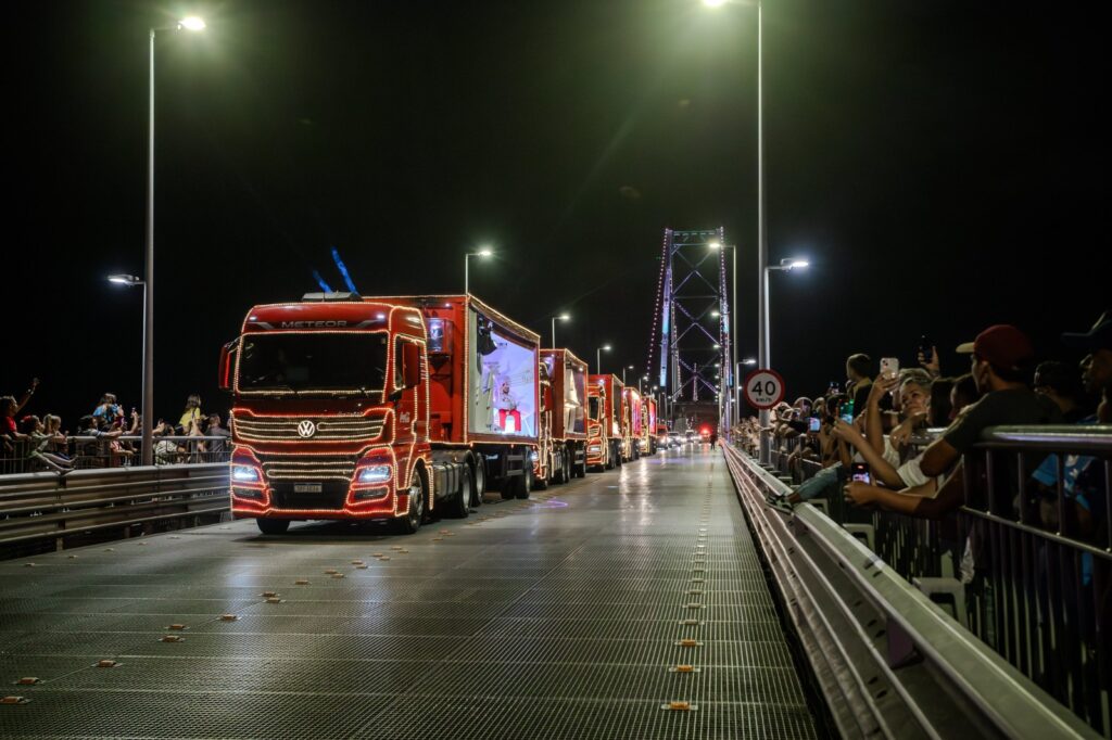 Caravana da Coca-Cola passa por Florianópolis nesta quarta-feira
