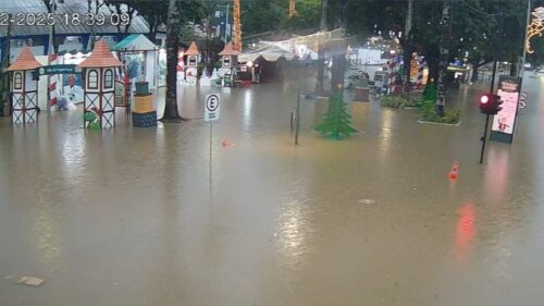 Chuva intensa provoca alagamentos e eleva alerta em Joinville
