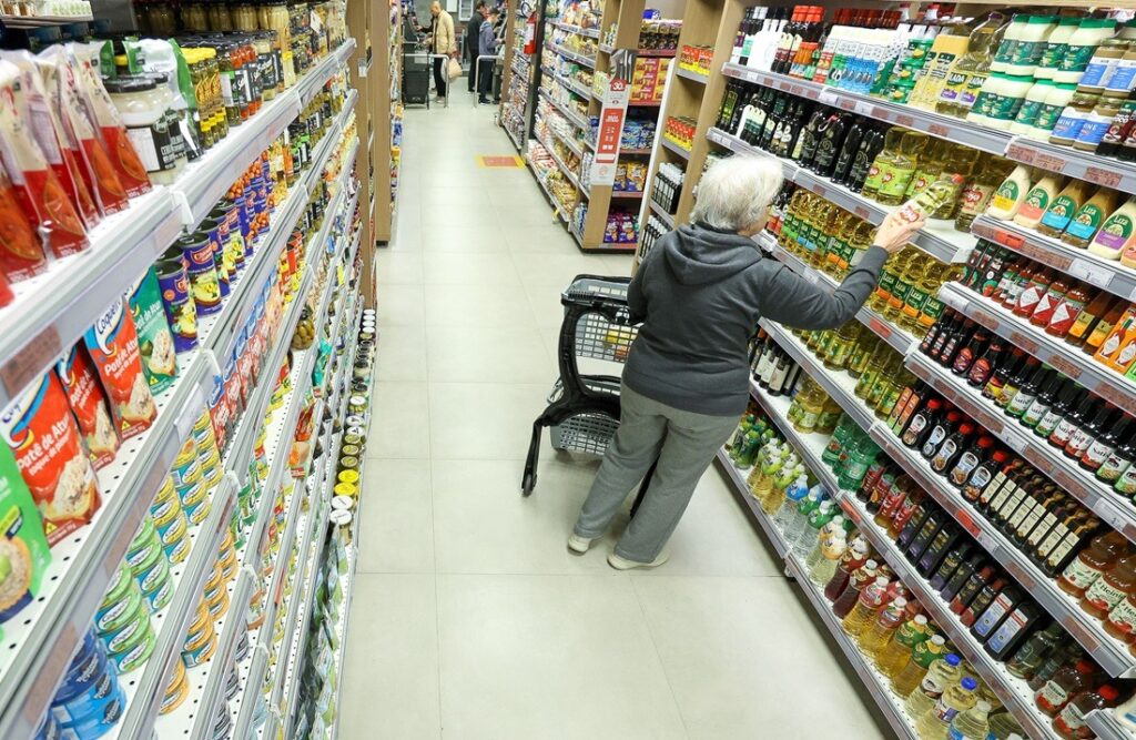 Comércio catarinense cresce 5,8% e supera média nacional entre janeiro e outubro