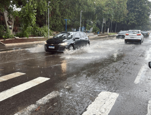 Chuva intensa causa alagamentos em diversos pontos de Tubarão