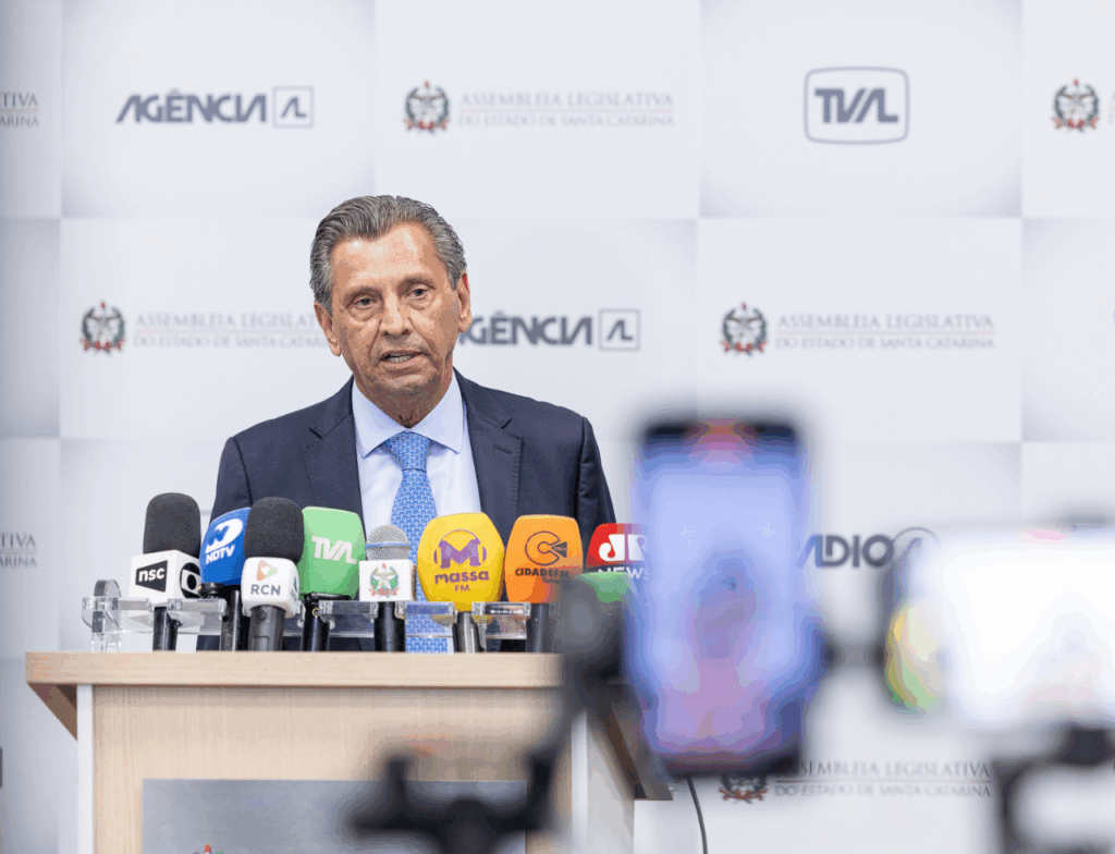 Júlio Garcia faz balanço de 2025 e projeta ano eleitoral na Alesc