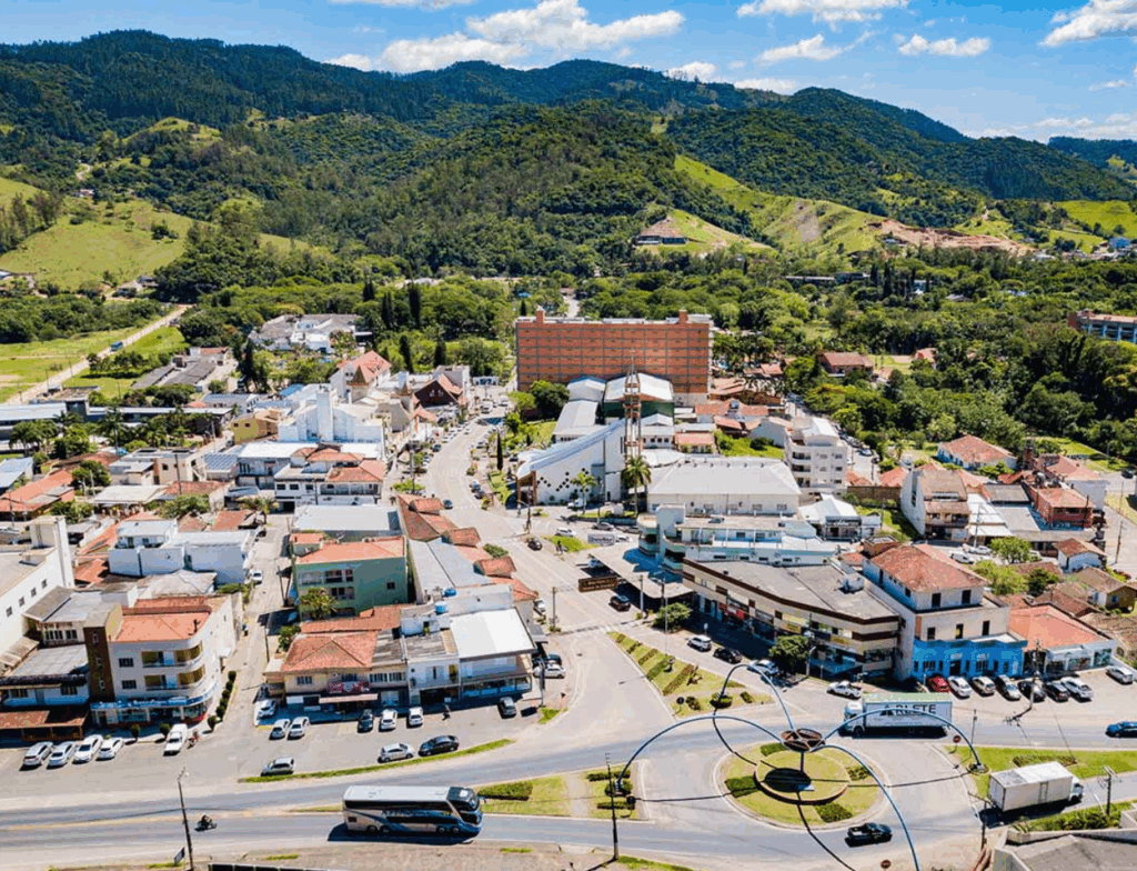 Gravatal celebra 64 anos e prepara grande Réveillon na Avenida Pedro Zappelini