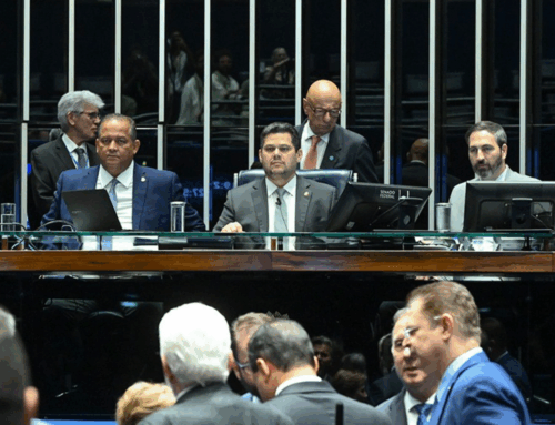 Senado aprova projeto que reduz penas de condenados do 8 de janeiro