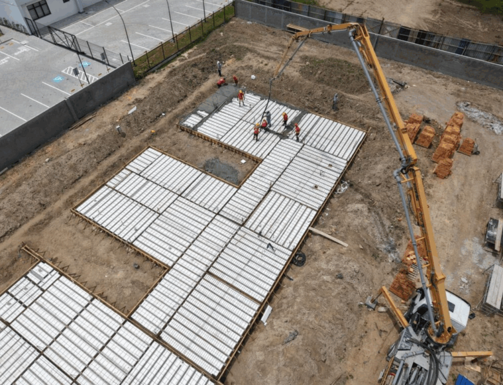 Obras da nova UBS do Recife e Vila Moema avançam com concretagem da base