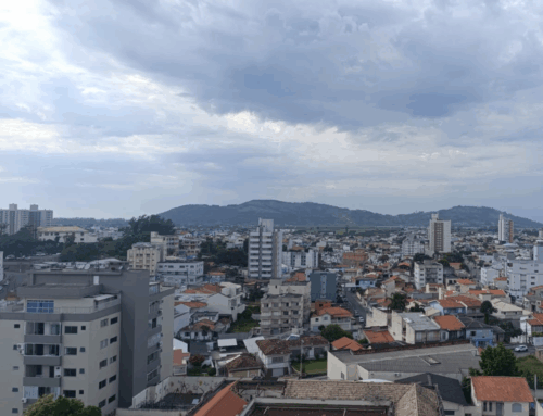 Terça-feira terá calor intenso e risco de temporais em Santa Catarina