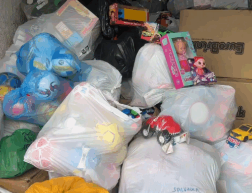 Empresário de Laguna arrecada R$ 60 mil e leva Natal solidário às crianças