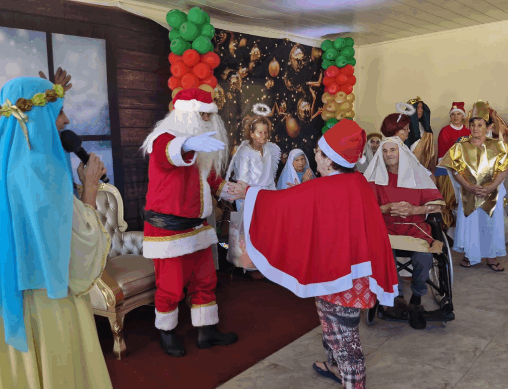 Projeto Cultura Viva emociona idosos com espetáculo de Natal em Tubarão