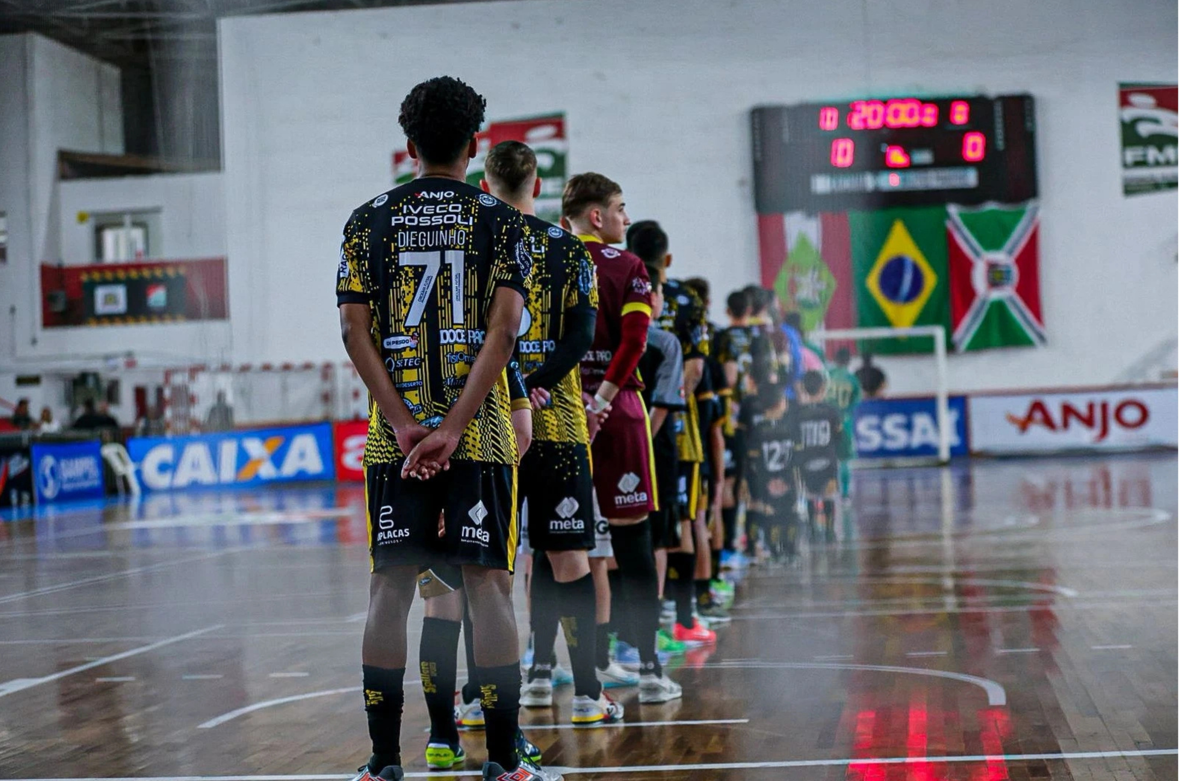 Criciúma Futsal mira vitória com casa cheia na semifinal do Catarinense