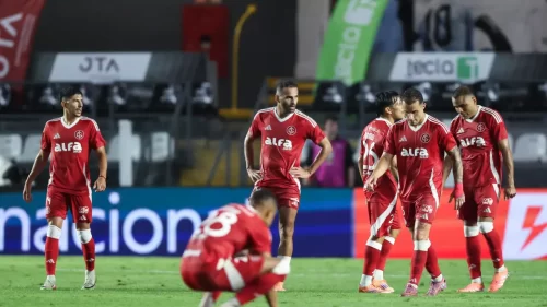 Derrota complica situação do Inter, que depende de combinação de resultados para evitar queda