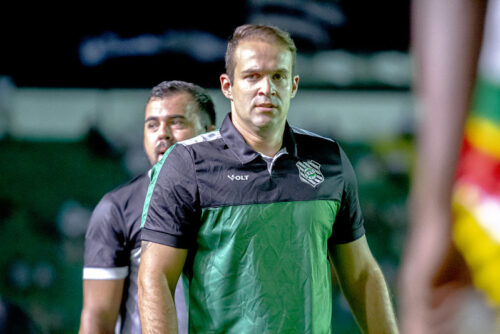 Ex-técnico do Figueirense fecha com clube paulista para 2026