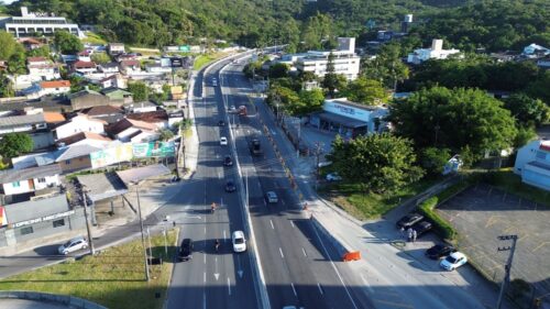 Governo libera terceira pista da SC-401 antes da alta temporada