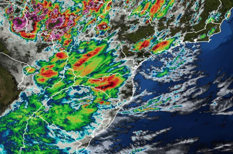 Itajaí deixa abrigos em prontidão durante a passagem do ciclone extratropical
