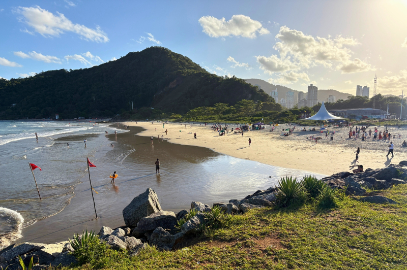 Itajaí reforça regras de uso das praias para a temporada de verão