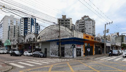 Justiça mantém proibição de demolir antiga rodoviária de Florianópolis