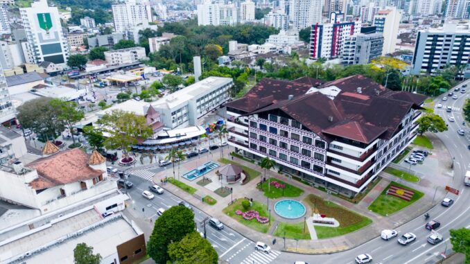 MP de SC leva à revogação de aditivo em contrato de esgoto em Blumenau