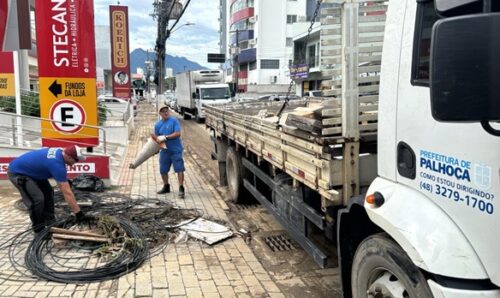 Palhoça inicia força-tarefa para limpeza e reconstrução após chuva intensa