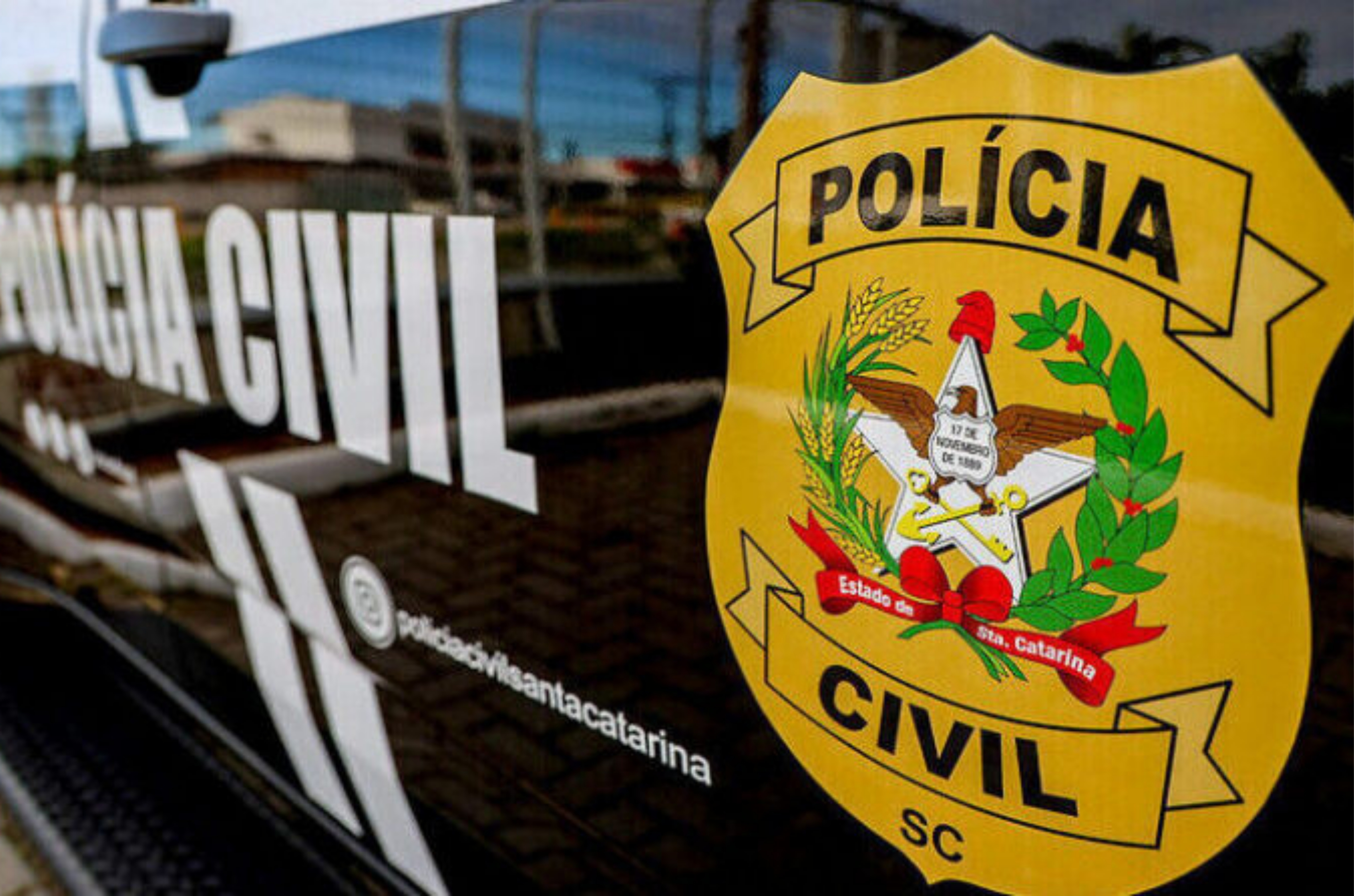 Polícia Civil prende homem por roubo com faca em comércio de Criciúma