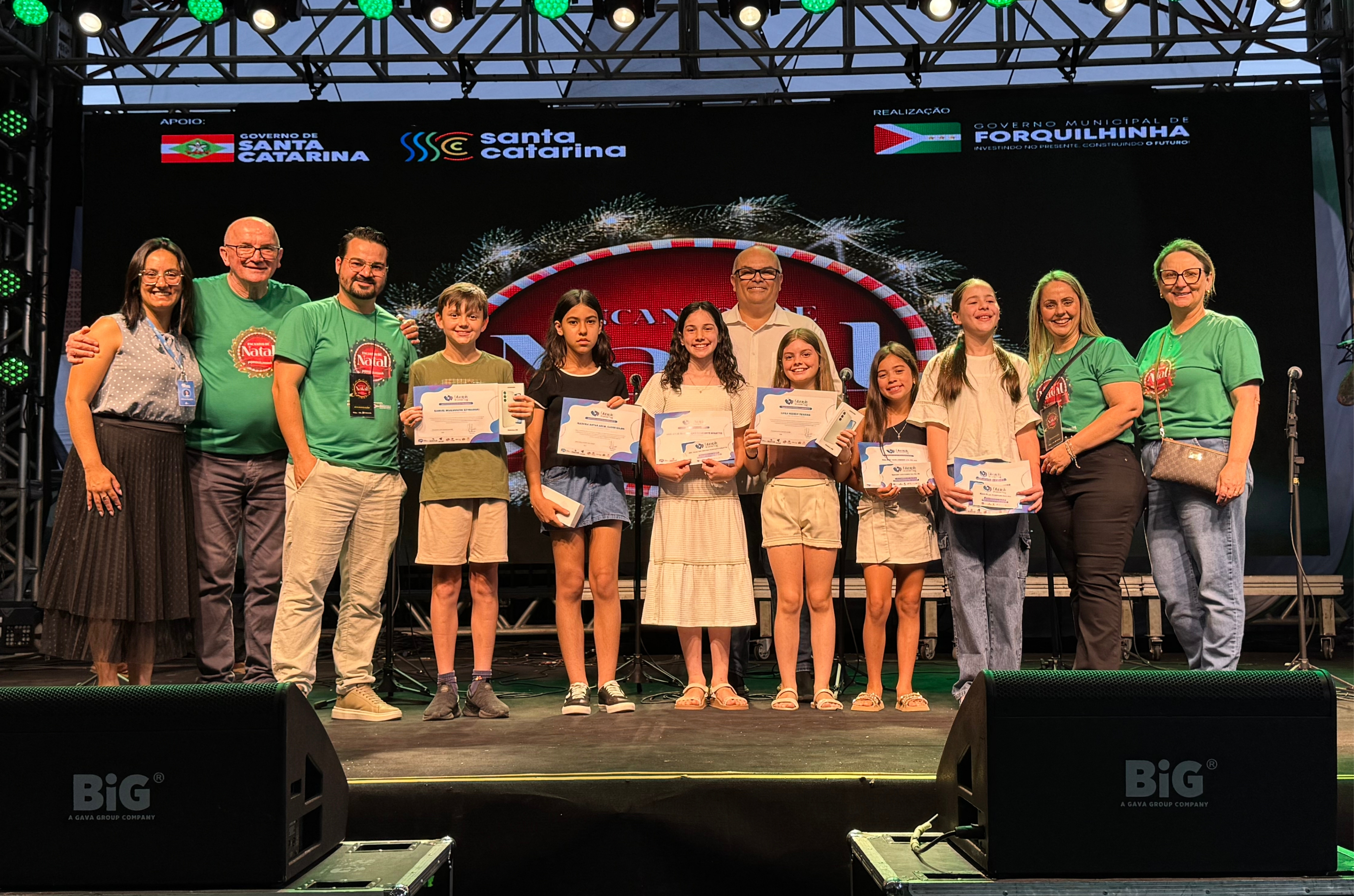 Projeto Educação em Primeiro Lugar premia alunos da rede municipal de Forquilhinha