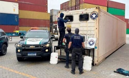 Receita Federal apreende 53 kg de cocaína em contêiner no Porto de Itajaí