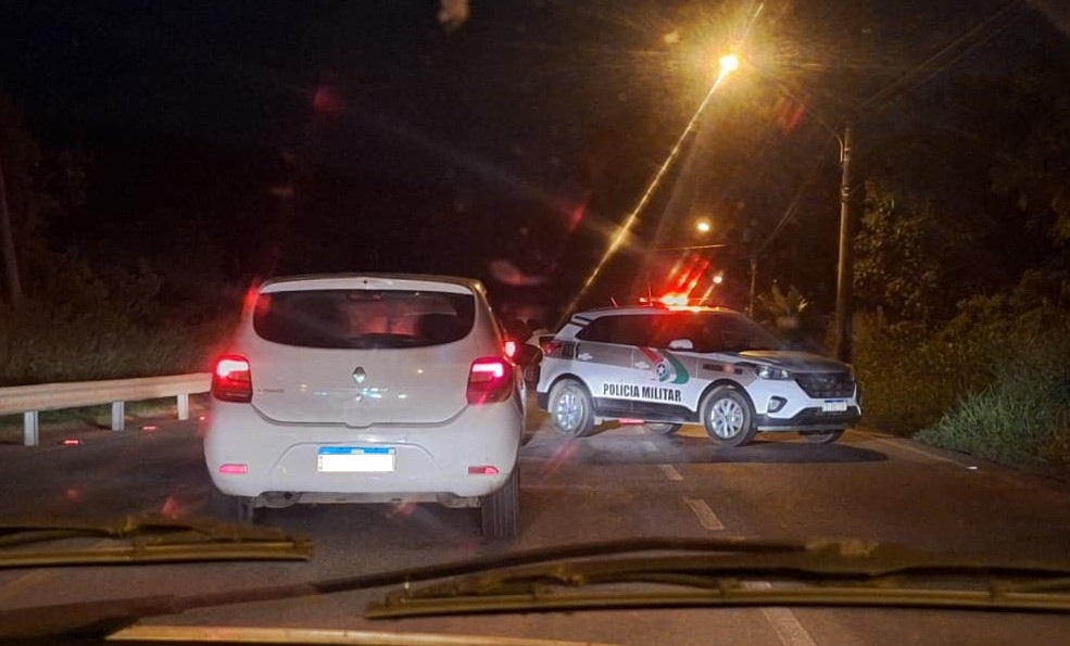 Problema mecânico em veículo provoca acidente de trânsito e deixa um ferido em Criciúma