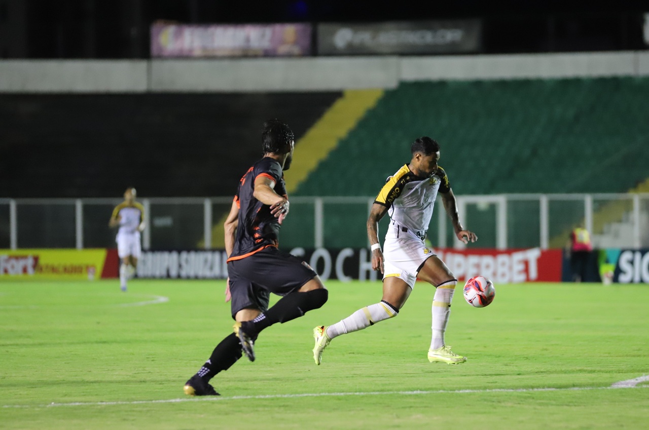 Criciúma se garante na próxima fase do Catarinense 2026 ao vencer o Camboriú