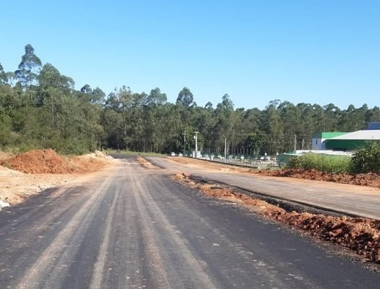 Prefeitura de Criciúma autoriza obras de pavimentação no Porto Seco após 30 anos de espera