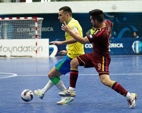 Brasil garante vaga na semifinal da Copa América de Futsal ao vencer a Venezuela
