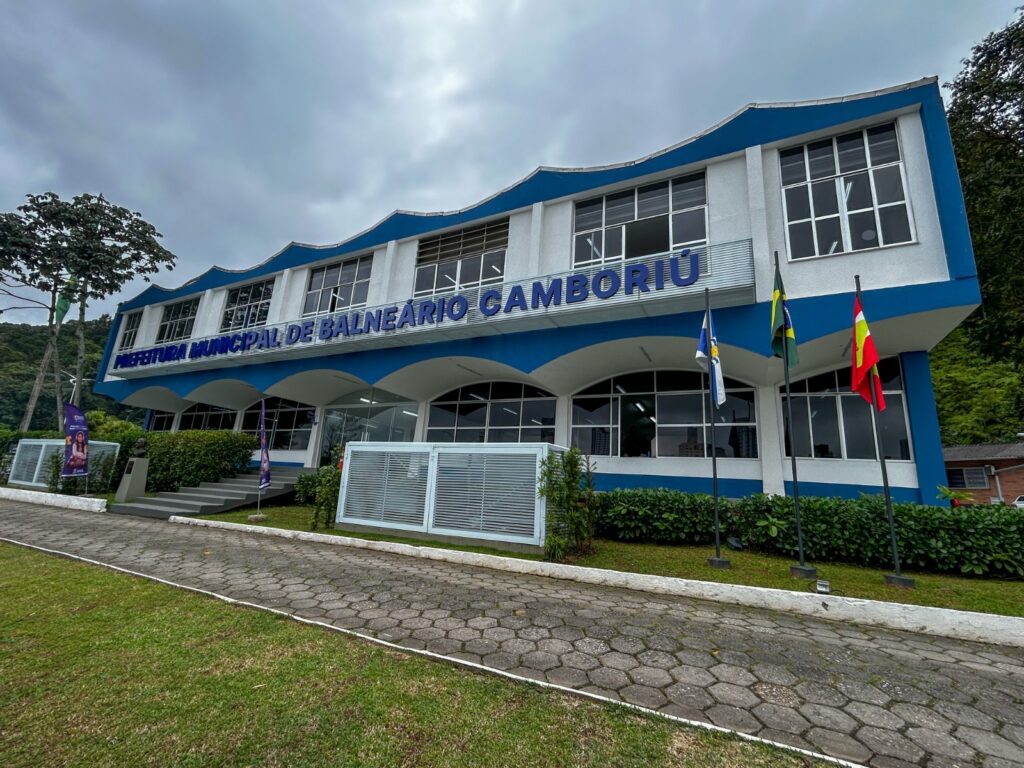 Balneário Camboriú lança programa para quitar ISS com até 100% de desconto