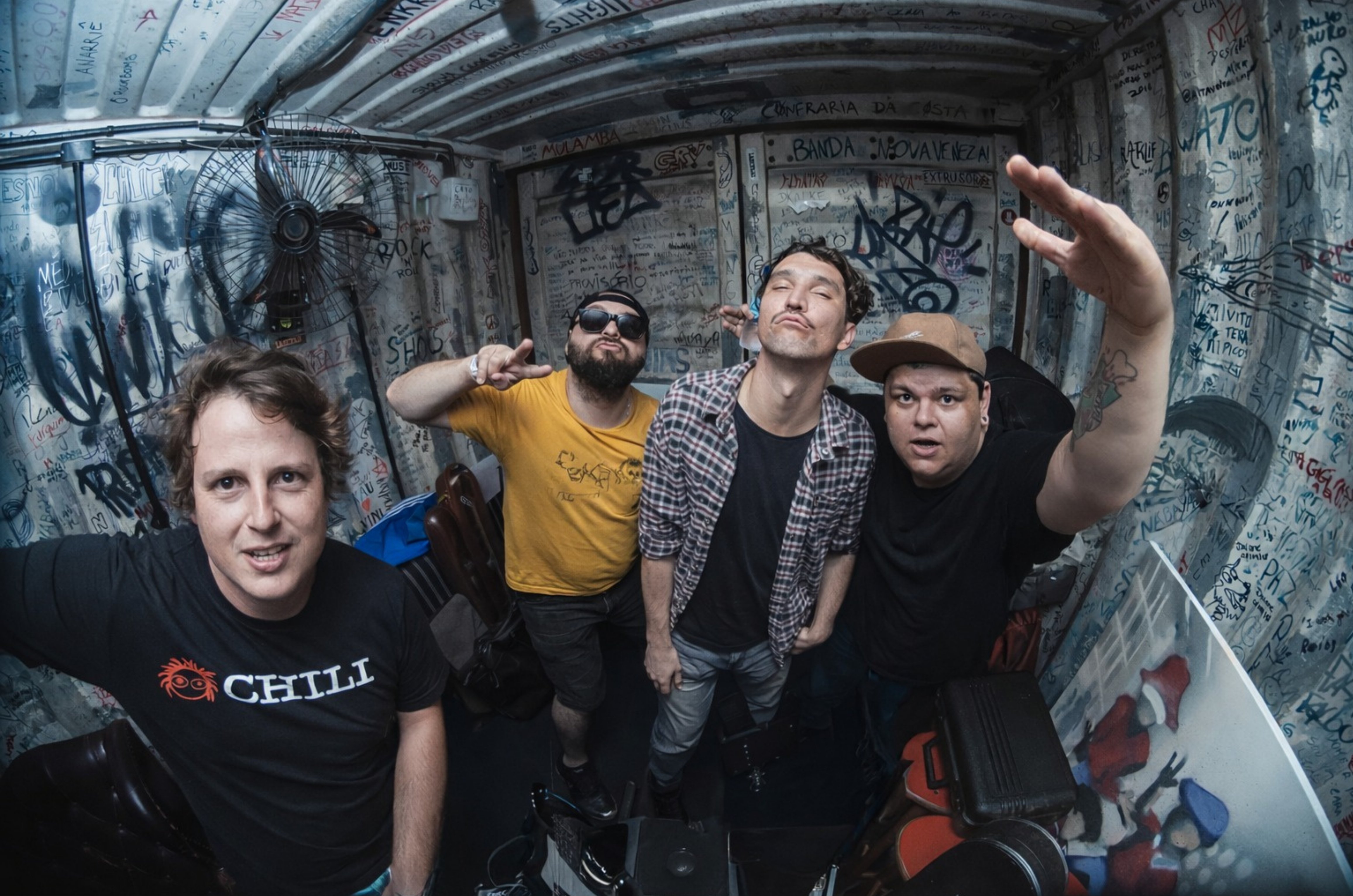 Banda de Balneário Camboriú disputa vaga para abrir o Lollapalooza 2026