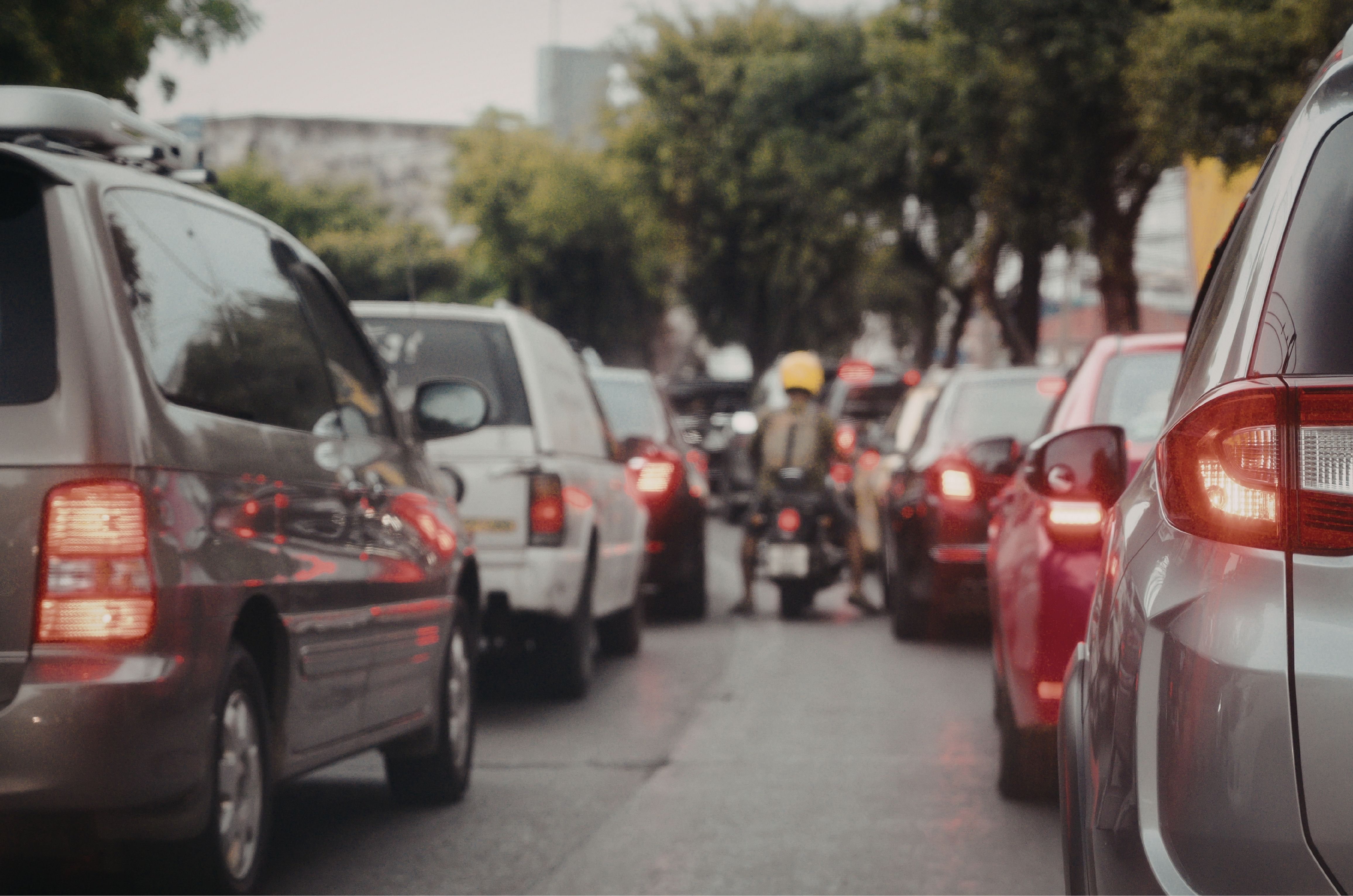 Brasileiros mudam estratégia e parcelamento vira principal escolha para pagar o IPVA