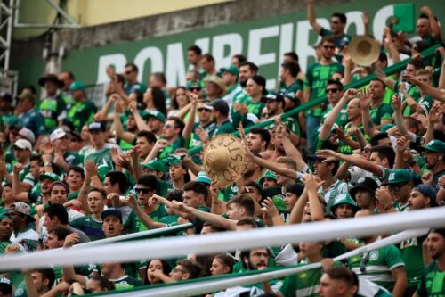 Chapecoense atinge 14 mil sócios e se aproxima do limite para 2026