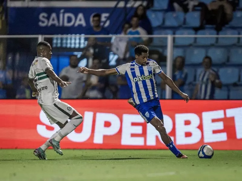 Chapecoense demonstra interesse em Garcez, atacante do Avaí - Foto: Fabiano Rateke/Avaí F.C.