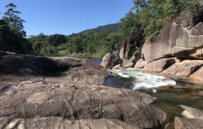 Conheça as principais cachoeiras de Palhoça e o turismo em meio à natureza