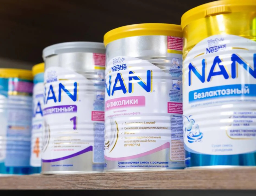 Anvisa proíbe lotes de fórmulas infantis da Nestlé por risco à saúde
