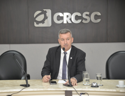 Lecir dos Passos Ghisi é eleito presidente do CRCSC para 2026–2027