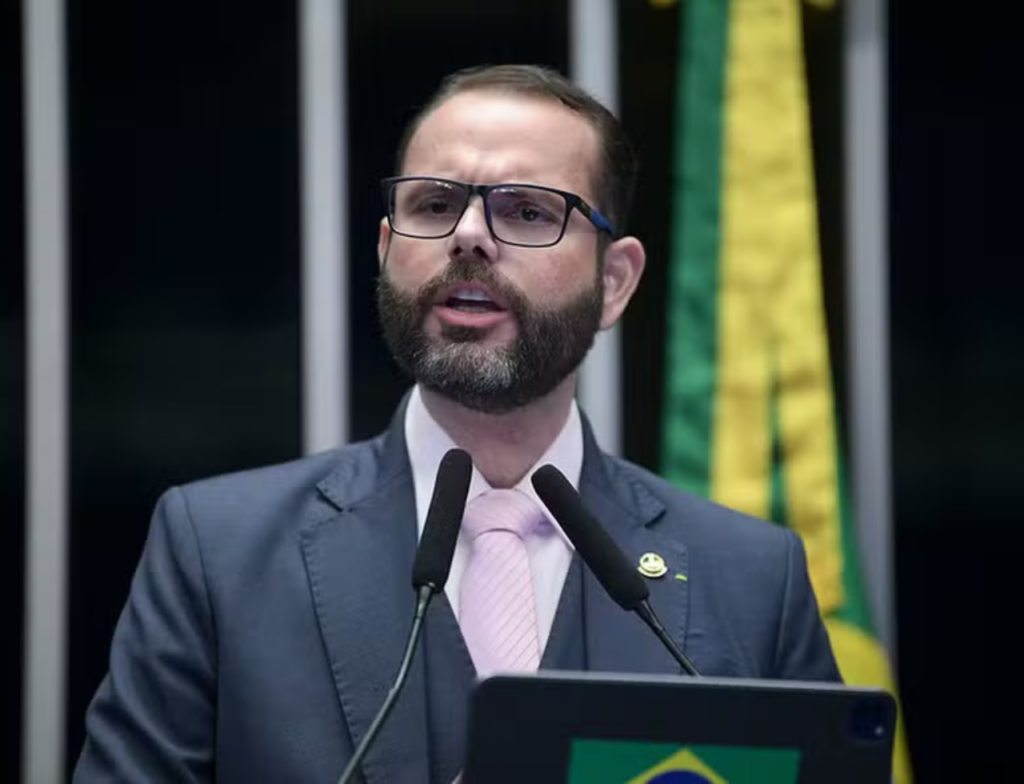 Jorge Seif critica STF e diz que atos de 8 de janeiro foram “narrativa de golpe”