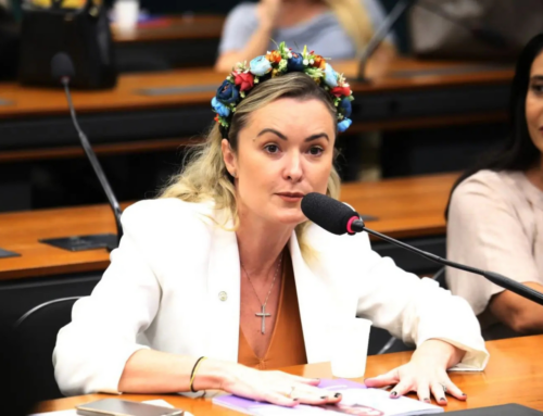 No aniversário dos atos de 8 de janeiro, Julia Zanatta critica decisões do STF