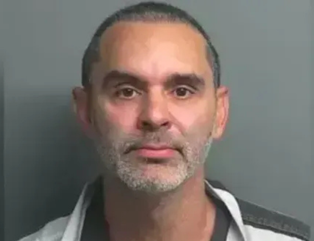 Ex-piloto brasileiro de F1 é preso por agressão nos Estados Unidos