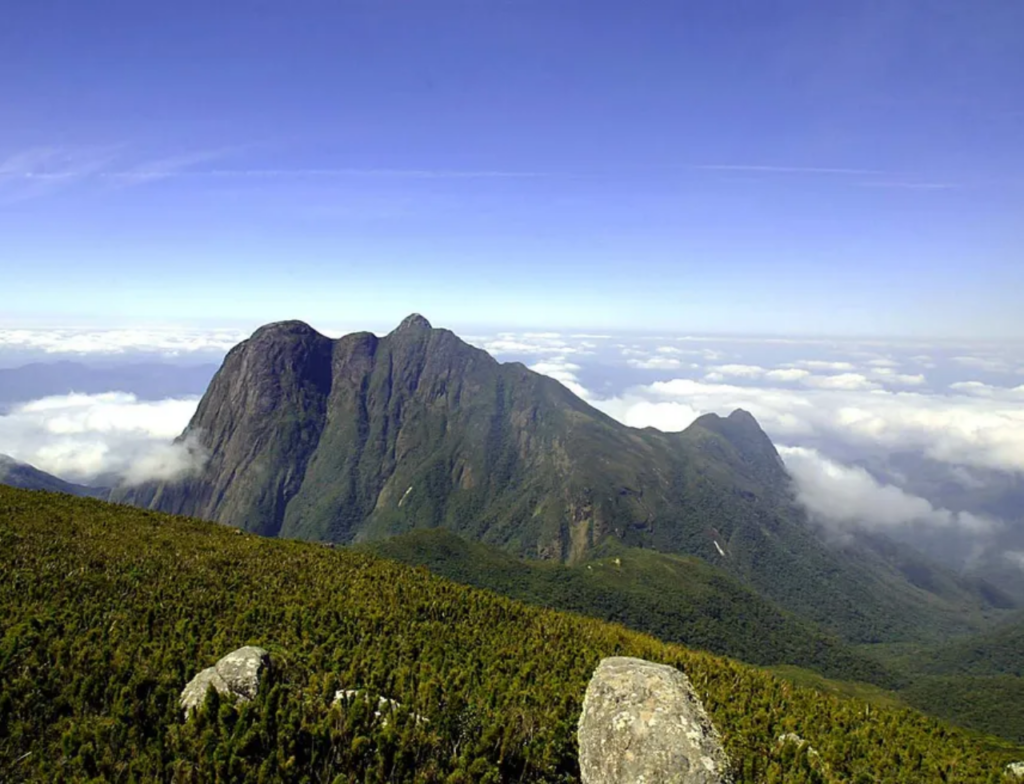 Caso em trilha reforça alerta sobre segurança e riscos em áreas de montanha