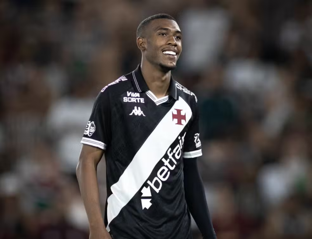 Bournemouth negocia com Vasco contratação de Rayan por R$ 218 milhões