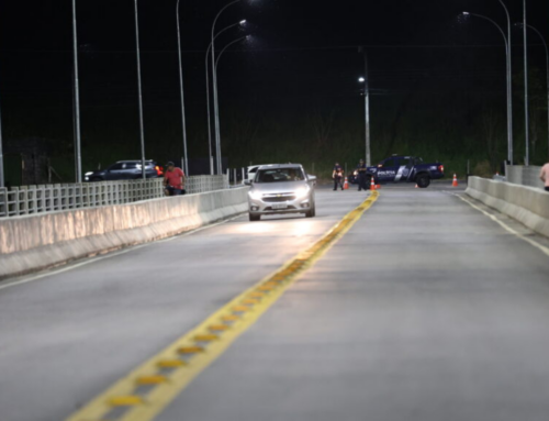 Um ano e meio após liberação, prefeitura de Tubarão inaugura iluminação na Ponte da Guarda