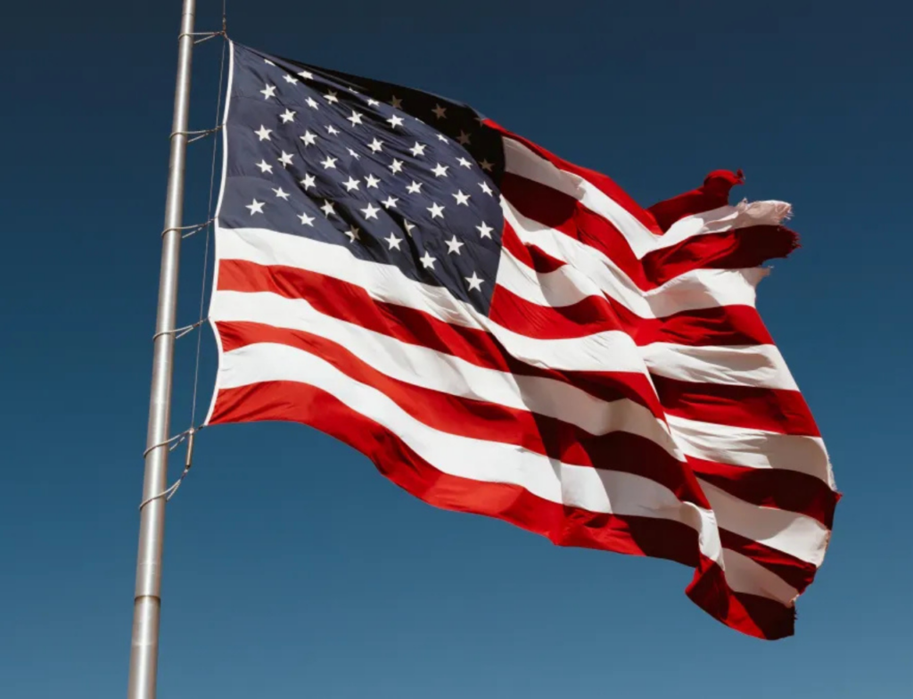 Departamento de Estado dos EUA ameaça imigrantes em postagem em português