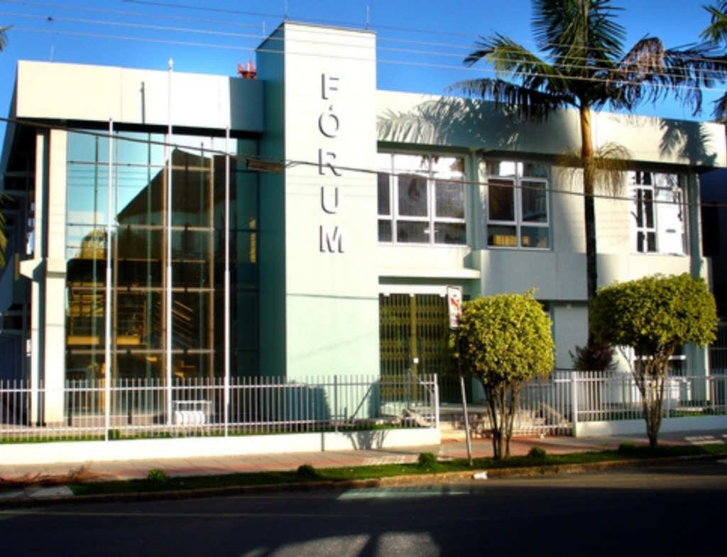 MPSC ajuíza quatro ADIs e questiona leis municipais no Sul de SC