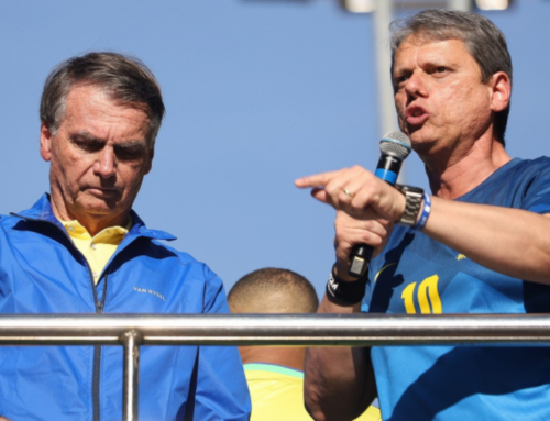 Tarcísio adia visita a Jair Bolsonaro na Papudinha